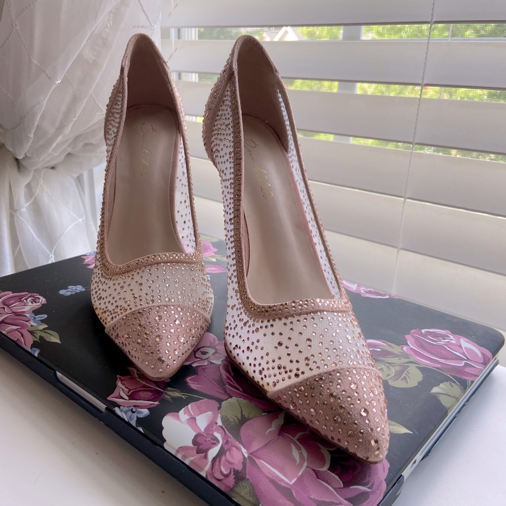 New Rumbidzo Rhinestone over mesh and Satin Pumps Size 9